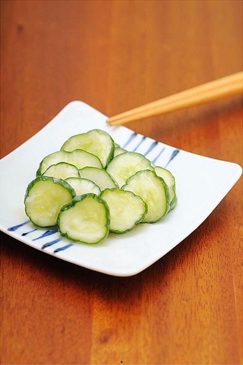 老婆大人请吃哈密瓜视频,老婆大人请享哈密瓜美味